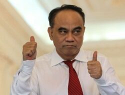 Budi Arie Kasak-kusuk Tinggalkan Jokowi Demi Masuk Gerindra, Projo Kemana?