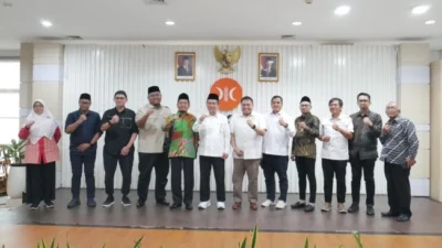 13 Asosiasi Tolak Legalisasi Umrah Mandiri di RUU Penyelengaraan Ibadah Haji dan Umrah