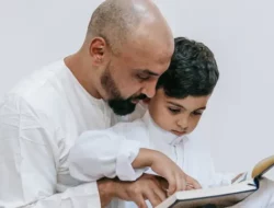 Doa Saat Anak Kesambet, Disertai Panduan Ruqyah dan Pencegahannya