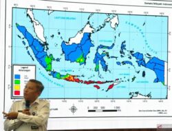 BMKG: Tak Ada Asap Karhutla Dari Sumatera dan Kalimantan Menyeberang ke Singapura dan Malaysia