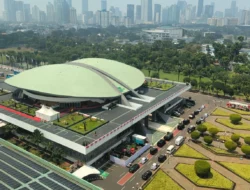Viral Seruan Demo 25 Agustus 2025 di Media Sosial, Pagar Besi Gedung DPR Dilumuri Oli