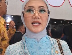 Mulan Jameela ‘Melek’ Sampai Habis Dengar Pidato Prabowo di Sidang Tahunan MPR