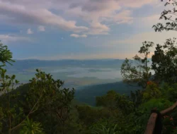 Menikmati View Cantik dan Udara Segar 5 Gunung di Bukit Kelir Semarang