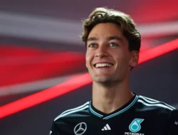 Bos Mercedes, Toto Wolff: George Russell Lebih Kuat Dari Lewis Hamilton di F1 2024