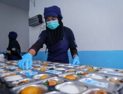 Kepala BGN Bantah Nampan MBG Mengandung Lemak Babi dan Bahan Berbahaya