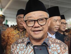 Mendikdasmen Abdul Mu’ti Soal Ribuan Siswa Keracunan 8 Bulan Terakhir: MBG Tak Dihentikan!