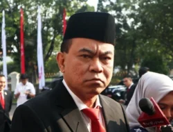 Jhon Sitorus: Budi Arie Tak Kompeten dan Tak Punya Kapasitas Apapun Kecuali Ketua Relawan!