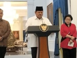 Prabowo: Rusak Fasilitas Umum Sama dengan Hamburkan Uang Rakyat!