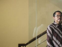 Bongkar Patgulipat Akuisisi BCA Rugikan Negara Triliunan Rupiah, KPK Harus Periksa Eks Kepala BPPN Ary Suta