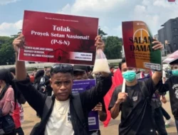 GMNI Jabodetabek Kepung DPR: Tuntut Pecat Kapolri dan Makzulkan Gibran!