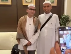 Masya Allah! Bukan Hadiah Biasa, Ini Makna Peci dan Tasbih Dari UAS Untuk Ruben Onsu