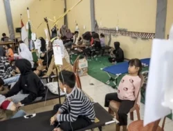 Istana Tolak Moratorium MBG Usai Ribuan Siswa Tumbang Keracunan: Jalan Terus!