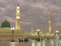 Geger! Ledakan Keras Guncang Masjid Nabawi di Madinah Usai Yaman Dirudal Israel