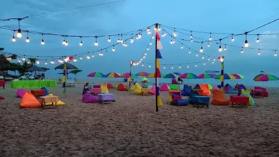 Menikmati Indahnya Senja Merona di Pantai Kilang Mandiri di Kota Balikpapan