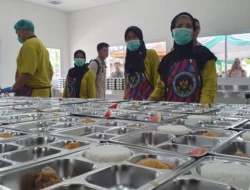 Misteri Ratusan Pelajar di Garut Keracunan MBG, Ayam Woku Atau Lalapan Mentah Biang Keroknya?