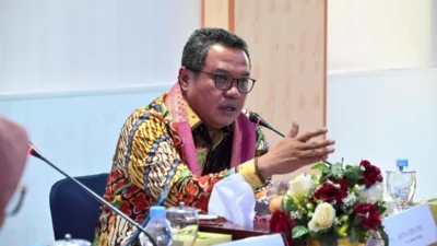 Lamhot Sinaga Minta Tarif Cukai Tembakau Tak Matikan Industri Rokok Nasional