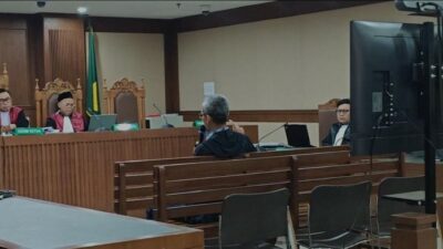 Terdakwa Investasi Fiktif Taspen Rp. 1 Triliun Nangis Ngaku Tak Pernah Niat Mencuri
