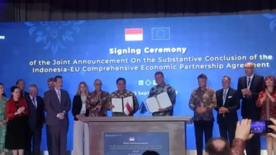 Airlangga Hartarto: RI-Uni Eropa Teken IEU-CEPA Genjot Tenaga Kerja dan UMKM
