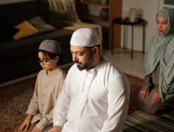 Ini 11 Penyebab Batalnya Sholat Seorang Muslim