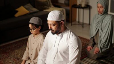 Ini 11 Penyebab Batalnya Sholat Seorang Muslim