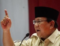 Presiden Prabowo Bagai Judul Film Warkop, Maju Serem Mundur Horor