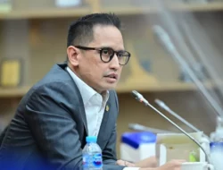 Firnando Ganinduto Desak Pemerintah Cari Solusi Utang Kereta Cepat Whoosh