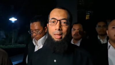 KPK akan Tetapkan Tersangka Khalid Basalamah?