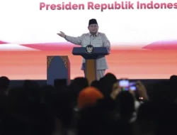 Prabowo Ingin Bersihkan BUMN: Dia Pikir Perusahaan Nenek Moyang, Rugi Tambah Bonus!