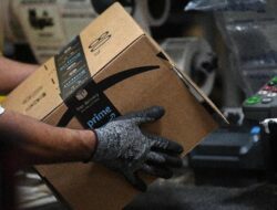 Raksasa e-Commerce AS, Amazon Perluas Automasi, Ganti 600 Ribu Karyawan Dengan Robot
