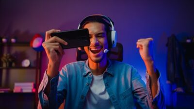 Komdigi Bakal Terapkan Rating Game Mulai Januari 2026