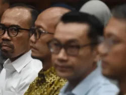 Kebijakan Eks Dirut Pertamina Patra Niaga Didakwa Untungkan Perusahaan Boy Thohir Rp. 168,51 Miliar