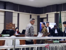Tiga Dosen UGM Yogyakarta Diadili atas Dugaan Korupsi Pembelian Kakao