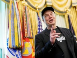 Tesla Rilis Pi Phone Terhubung Starlink Tanpa SIM Card, Kedaulatan RI Terancam?
