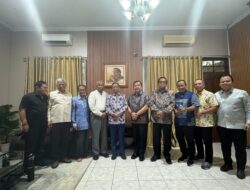 Mahfud MD Terima Purnawirawan Jenderal Polri Bahas Reformasi Kepolisian