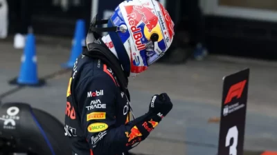 Max Verstappen Juara F1 GP Azerbaijan, Carlos Sainz Podium Pertama Sejak 2021
