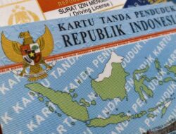 MK Tolak Gugatan Penghapusan Kolom Agama di KTP
