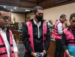 Terungkap! Anak Riza Chalid Foya-foya Uang Sewa TBBM Merak Rp. 176 Miliar Main Golf di Thailand
