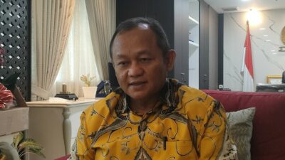 Sarmuji Kunjungi Blitar, Serahkan Bantuan Mobil Dakwah Untuk Pesantren Al-Falah