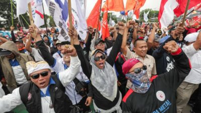 Ironi Warga Indonesia: Lowongan Kerja Terbatas, PHK Datang Bertubi-tubi
