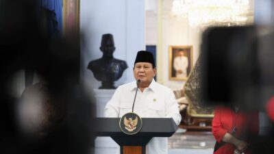 Ikrar Nusa Bhakti: Prabowo Bakal Tertibkan Aset Negara Yang Dikuasai Geng Solo