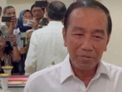 Guntur Romli Soal Jokowi Dukung Soeharto Pahlawan Nasional: Otak dan Memorinya Sakit!