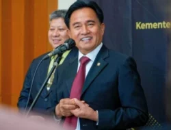 Menko Yusril Sebut Hukum Tajam ke Bawah Tumpul ke Atas Dampak Ketimpangan Sosial Ekonomi