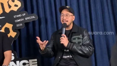 Sederet Kontroversi Stand Up Comedy Pandji Pragiwaksono: Sindir Adat Toraja Hingga Bela FPI
