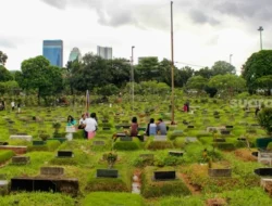 9 Dari 16 TPU di Jaksel Penuh! Pemerintah Tawarkan Opsi Sistem Makam Tumpang