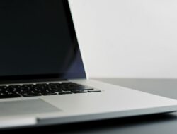 Intenetan Makin Lancar! Ini 15 Cara Mudah Perkuat Sinyal WiFi di Laptop Kamu