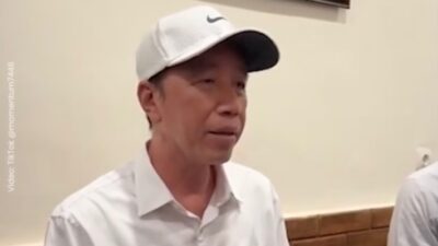 Jokowi, Bloomberg dan Penghianatan Ekonomi Pancasila