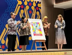 Memperingati 75 Tahun Kerjasama, RI-PBB Luncurkan Prangko Soekarno dan Token Emas Biru