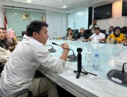 Armand Maulana dan Ariel Temui Fraksi Partai Golkar DPR, Bahas Transparansi Royalti Musik