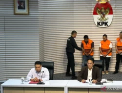 KPK: Gubernur Riau Pakai Uang Pemerasan untuk ke Luar Negeri