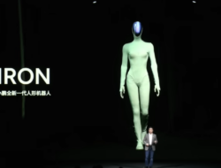 Pabrik Mobil Listrik China Xpeng Produksi IRON, Robot Humanoid Feminim Mirip Manusia